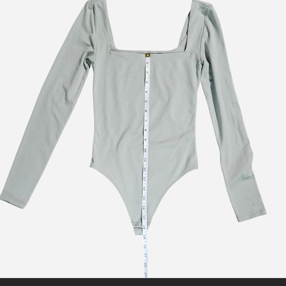 Babaton Square Neck Long Sleeve Bodysuit in Light Green - Picture 5 of 9